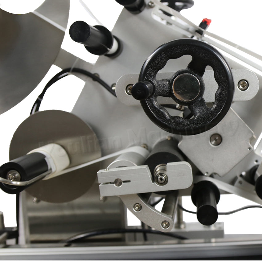MT-160 High-precision Tabletop Flat Surface Can Label Applicator Square Flat Plane Box Bottle Sticker Labeling Machine